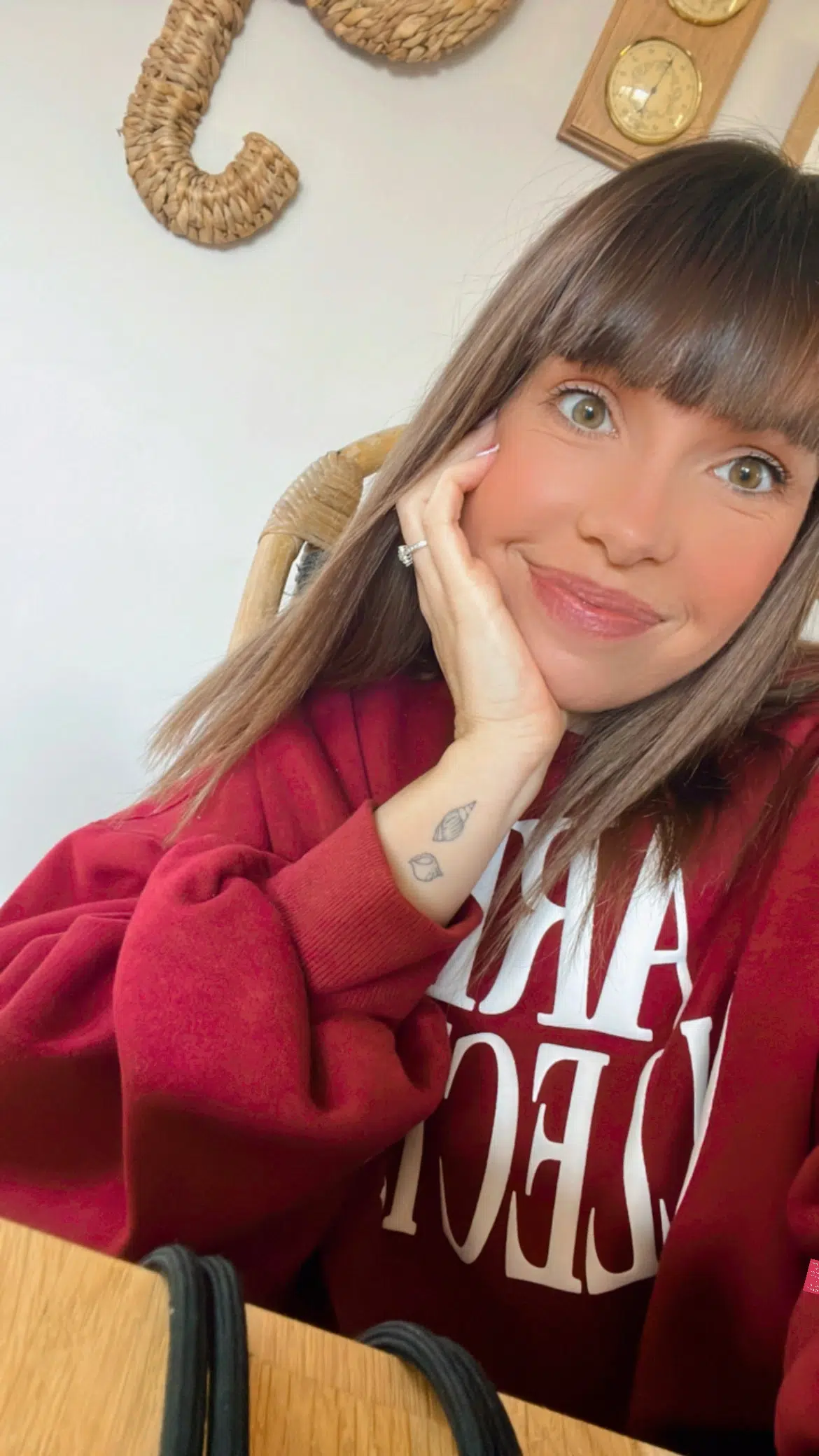 Marine Bestin - Univers Concept Store - Un espace dédié au bien-être, à la spiritualité et à la cartomancie